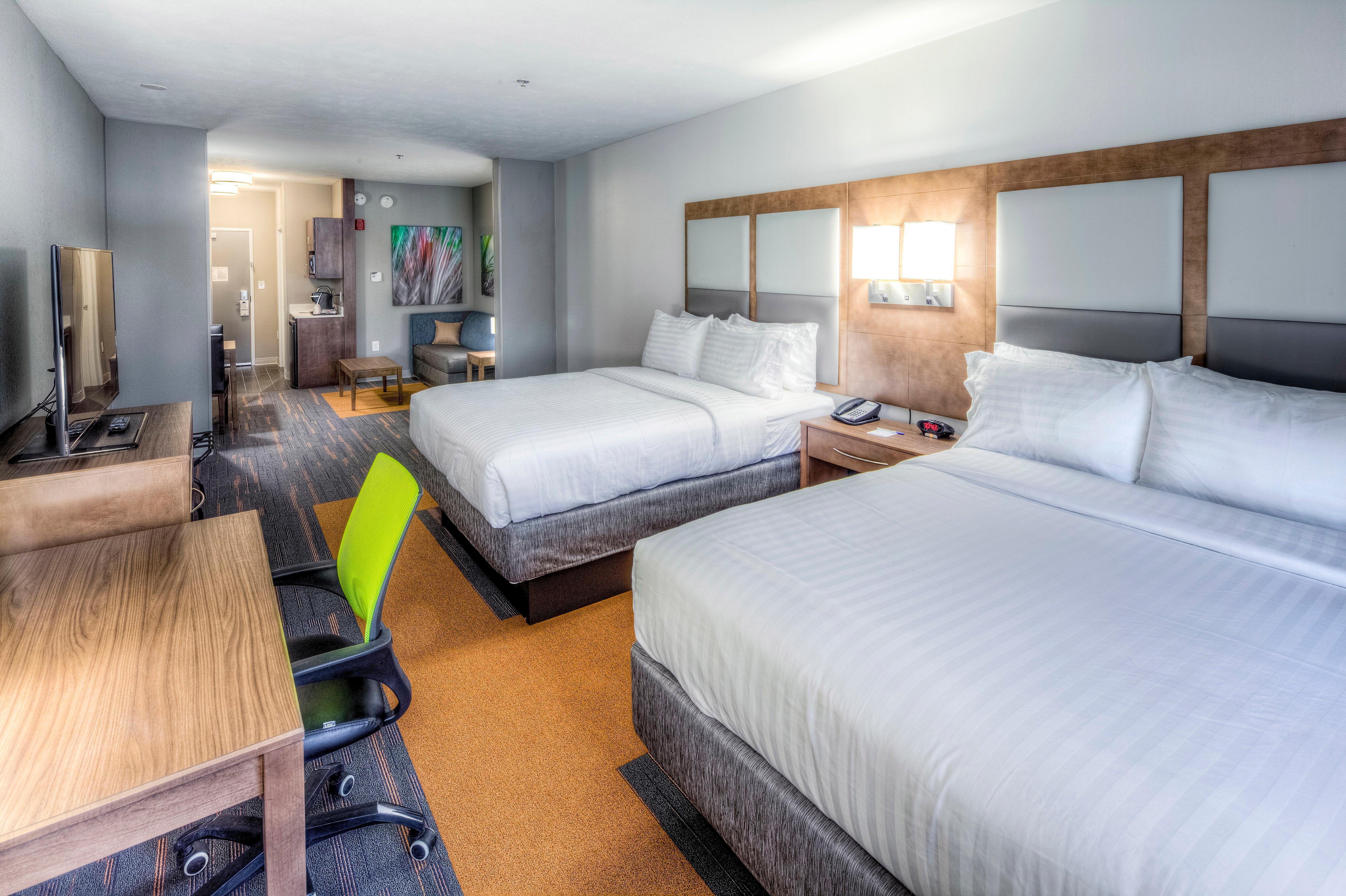 Holiday Inn Express & Suites Cleveland/Westlake, An Ihg Hotel Екстер'єр фото