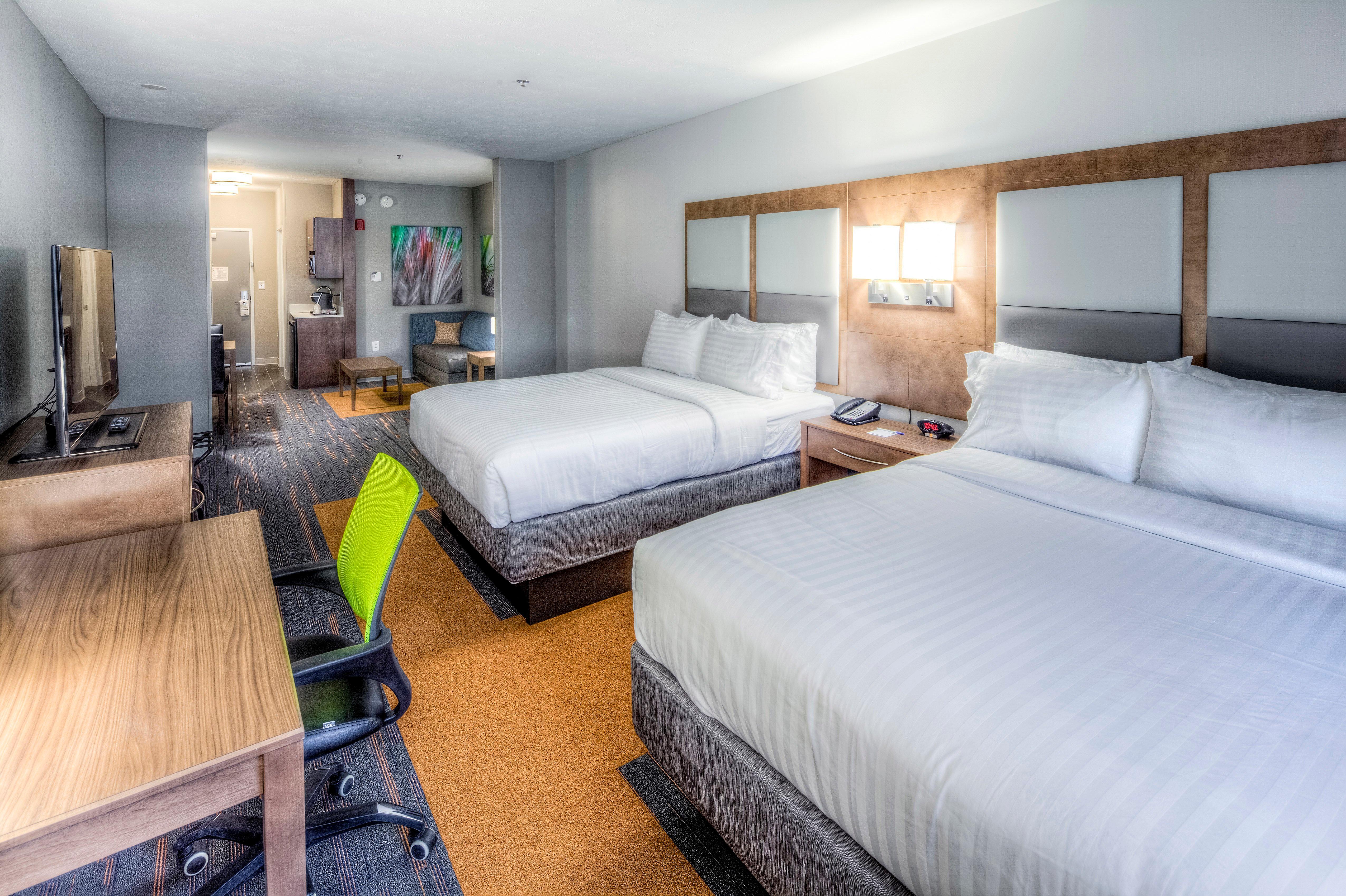 Holiday Inn Express & Suites Cleveland/Westlake By Ihg Екстер'єр фото