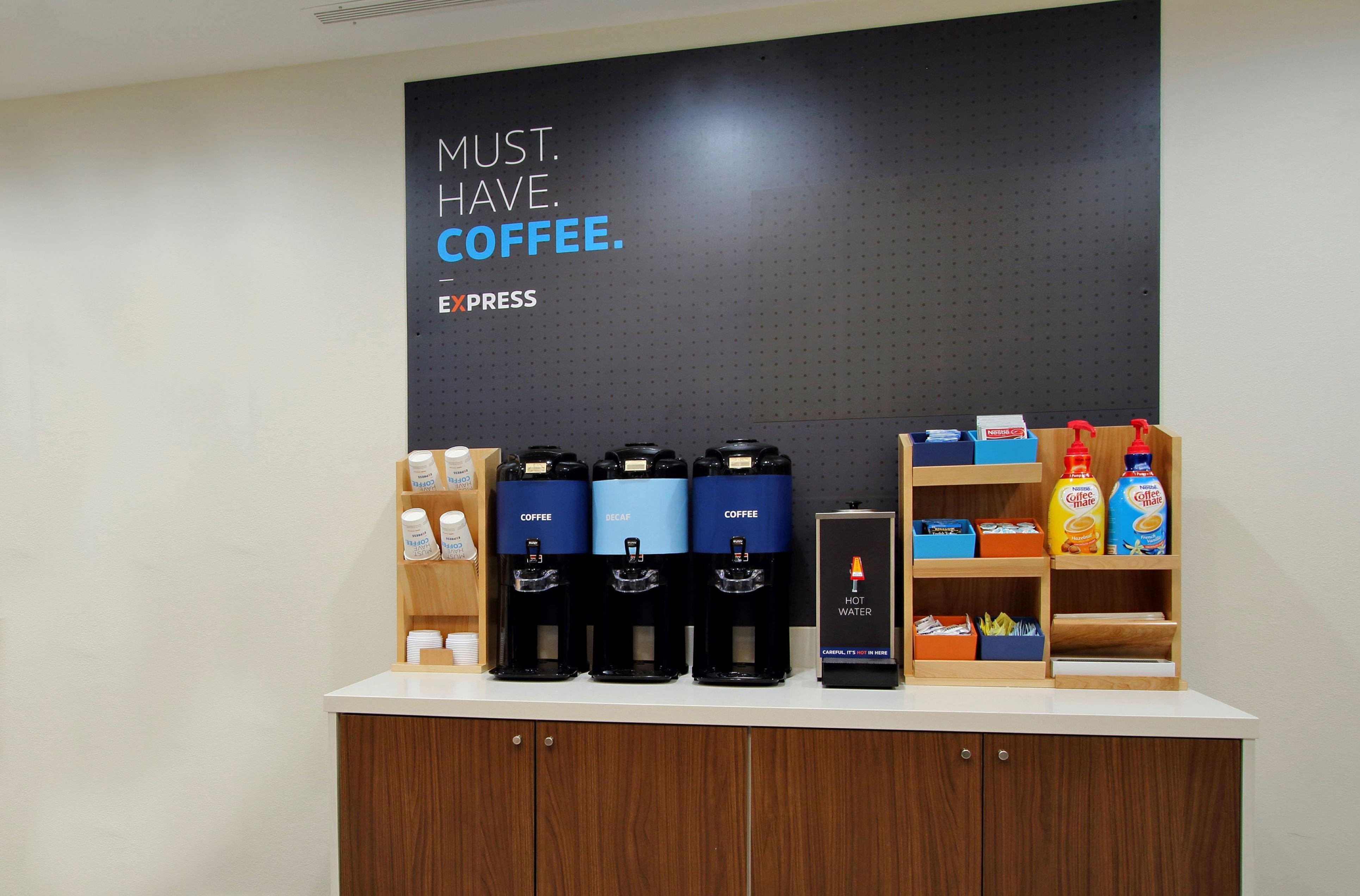 Holiday Inn Express & Suites Cleveland/Westlake By Ihg Екстер'єр фото