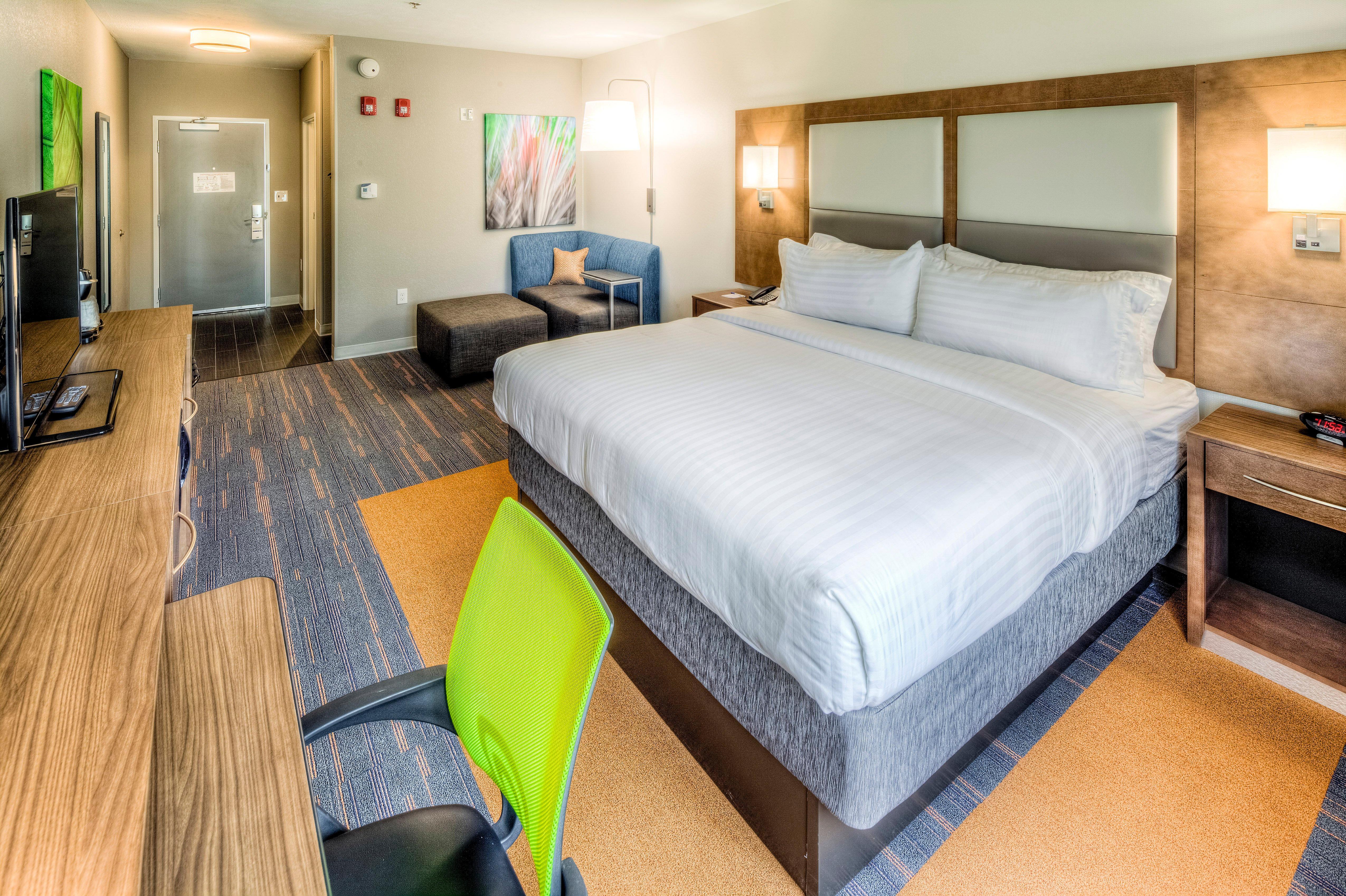 Holiday Inn Express & Suites Cleveland/Westlake By Ihg Екстер'єр фото