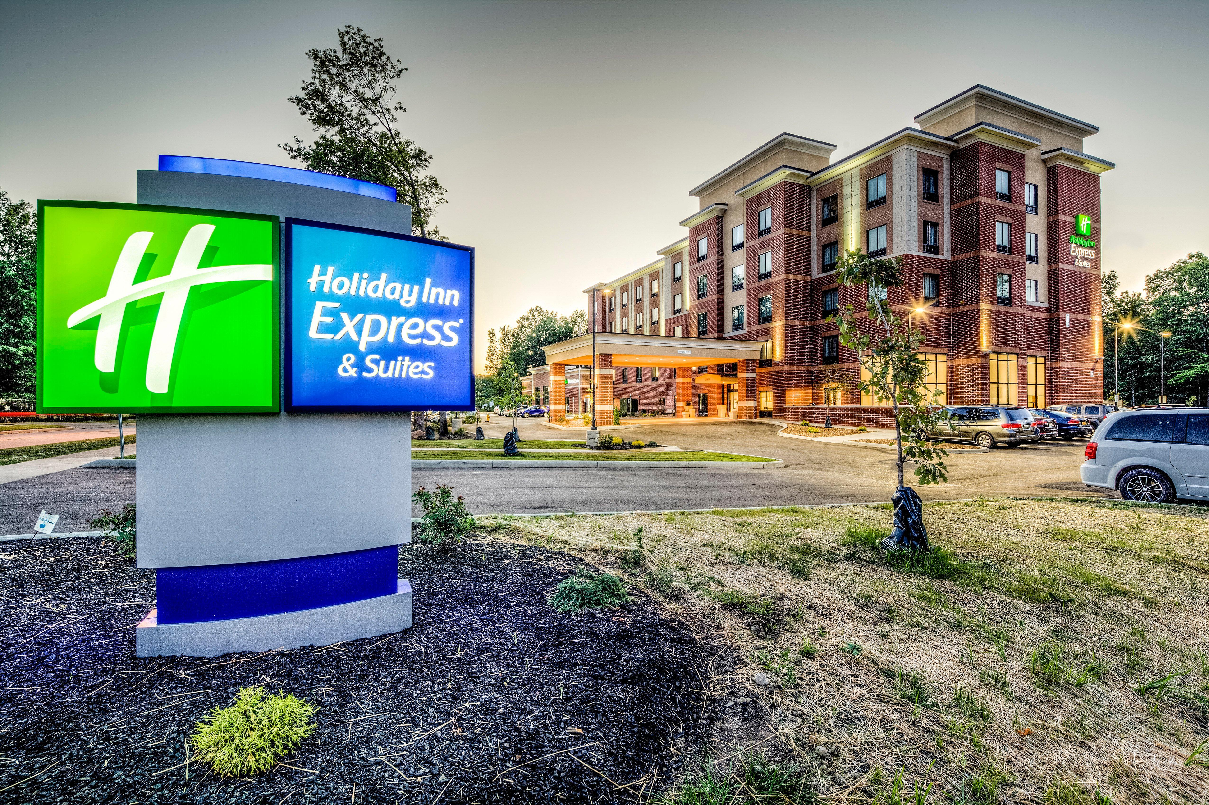 Holiday Inn Express & Suites Cleveland/Westlake, An Ihg Hotel Екстер'єр фото