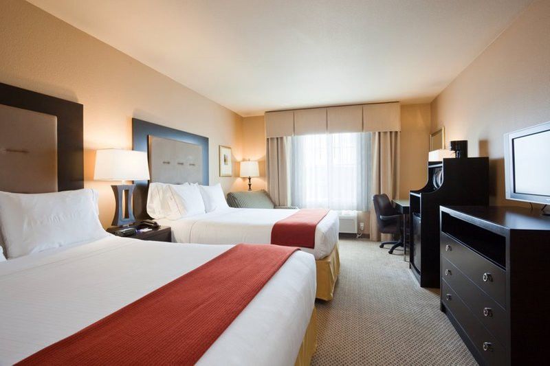 Holiday Inn Express & Suites Cleveland/Westlake By Ihg Екстер'єр фото